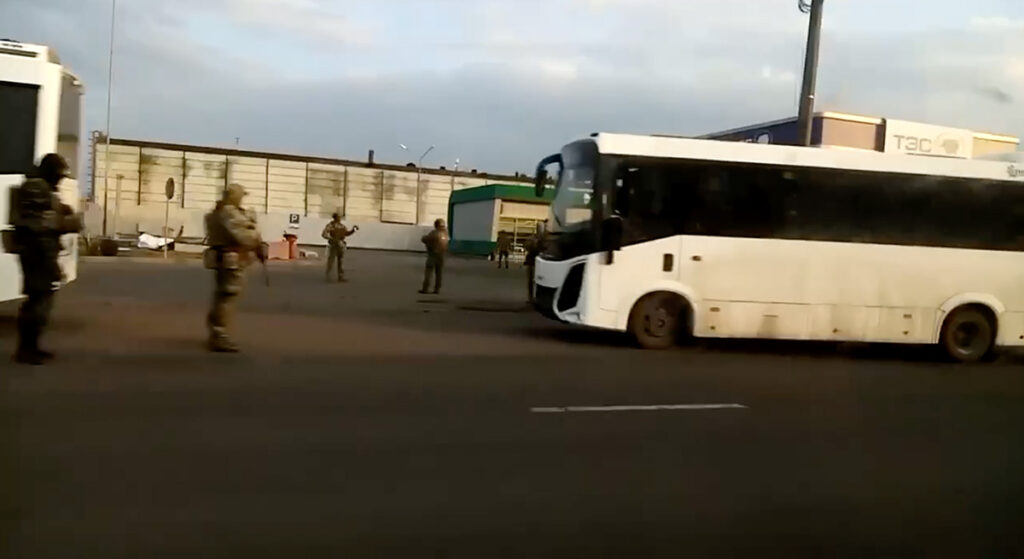 VIDEO: Vene võitlejate massiline liikumine Ukraina lõunaosa suunal