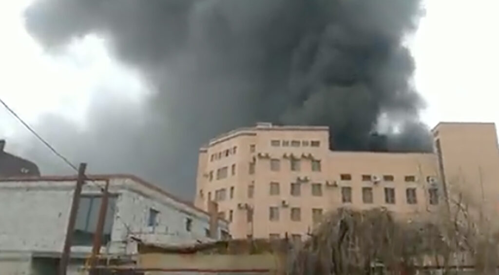 VIDEO: Venemaal Ukraina lähedal põleb FSB hoone