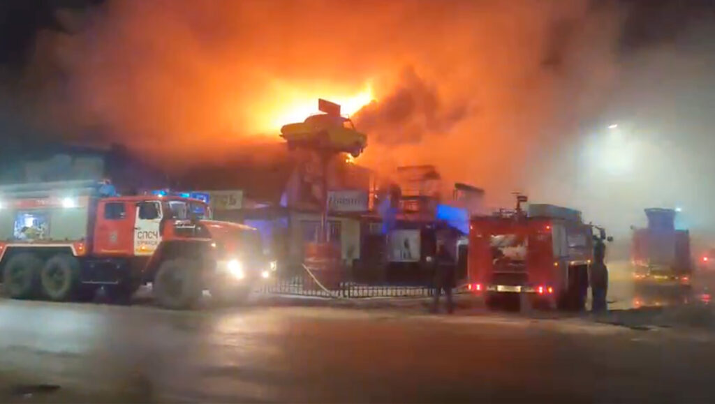 VIDEO: Ukraina lähedal asuvas Vene asulas puhkes suur tulekahju