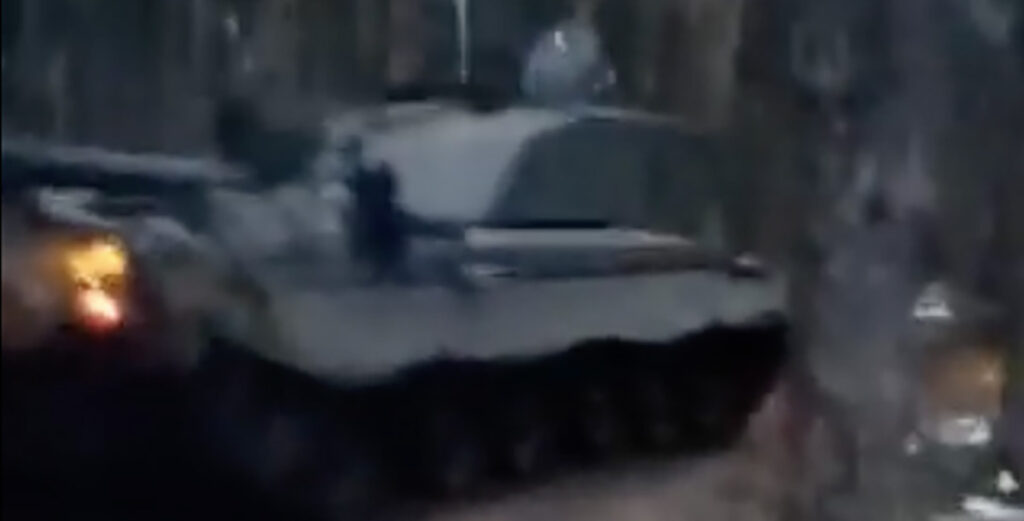 VIDEO: Briti tanki Challenger on märgatud Ukrainas