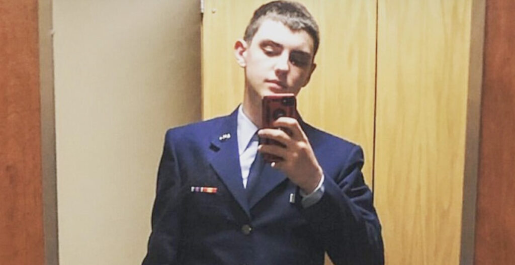 Uus info: USA õhuväelane jagas salastatud infot rohkem ja kauem kui varem arvatud