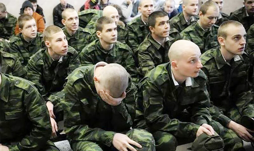 Venemaal hakatakse kroonust kõrvalehoidjaid karmilt karistama – välismaale enam ei pääse