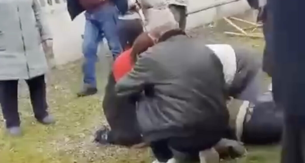 VIDEO: Ukrainas suri võimukandja, kes rebis preestri käest risti ja viskas selle maha