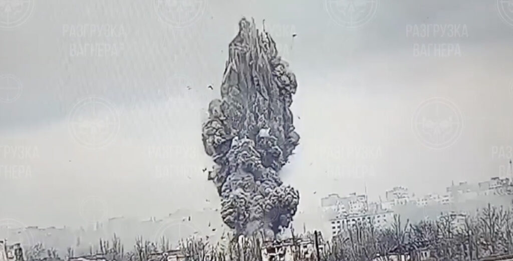 Mis see oli? Vene võimsa pommi plahvatus Ukrainas (lisatud video)