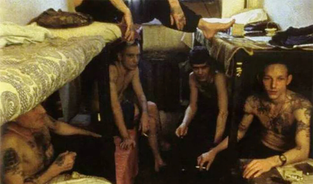 Karm värk: Venemaal on jooksus 39 relvastatud desertööri – endised vangid