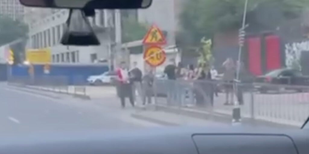 VIDEO: rahvas tervitab Wagneri vägesid Vene linnas Rostovis