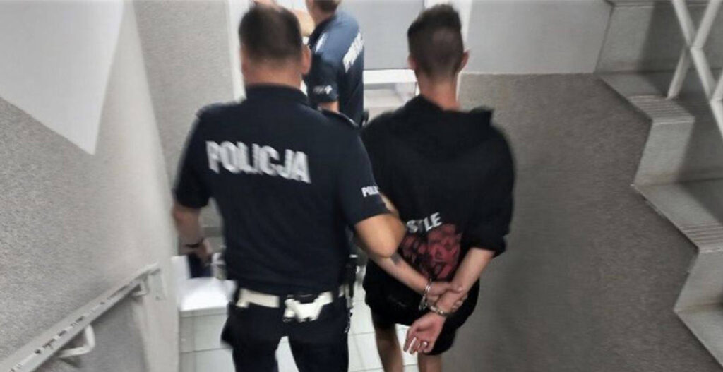 VIDEO: Poolas sõitis Ukraina sõjapõgenik surnuks tüdruku NB! Nõrganärvilistele mittesoovitav