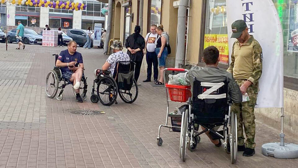 PILTUUDIS: sõja hind ühes Peterburi kohvikus