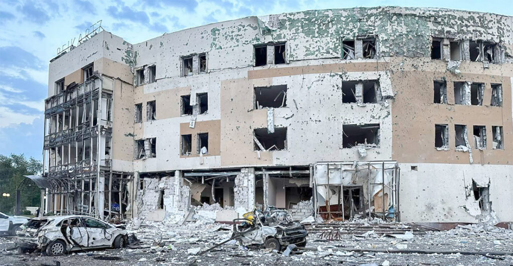 VIDEO: Ukraina linnas sai tabamuse hotelli hoone