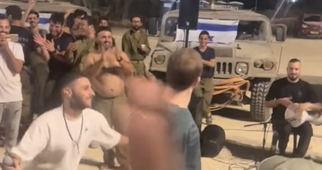 VIDEO: Iisrael valmistub sissetungiks Gazasse