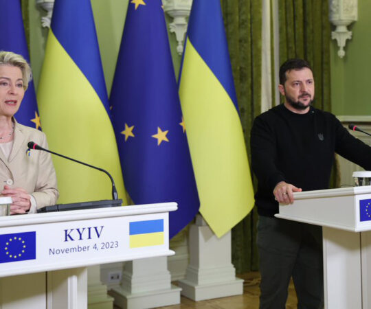 Ametivõimud uurivad Euroopa Komisjoni presidendi salakõnelusi Zelenskiga