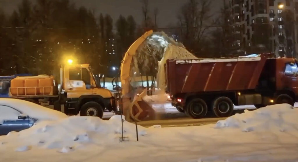 VIDEO: nii käib Venemaal lumekoristus