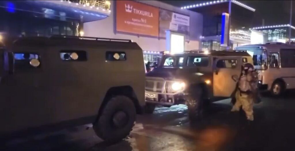 VIDEO: Vene eriüksused saabusid Moskva terrorirünnaku sündmuskohale