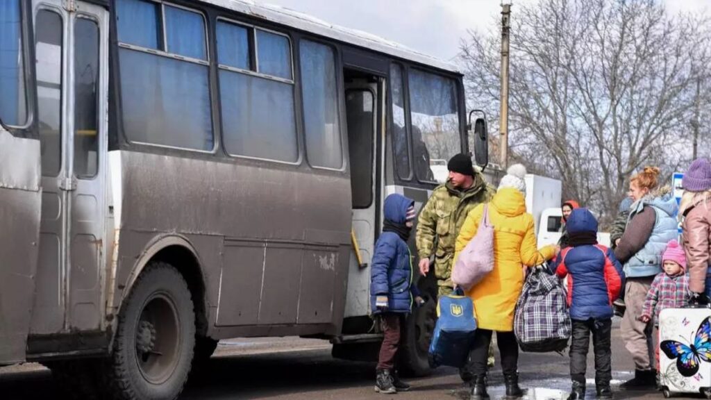 Ukraina alustas piiriäärsete elanike evakueerimist