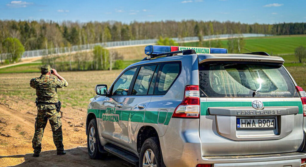 Poola hakkab piirile Venemaa ja Valgevenega ehitama punkreid ja kaevikuid