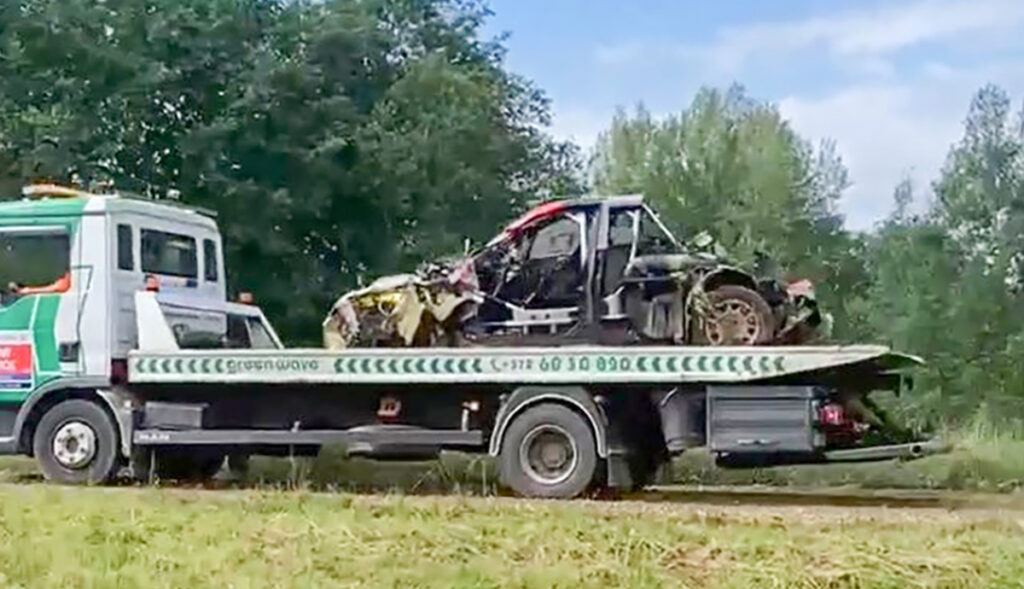 VIDEO: Tänak sõitis Eesti rallil teelt välja ja katkestas