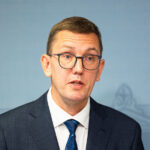 Eesti peaminister: Vene naftatöötlemistehased tuleb muuta rusudeks