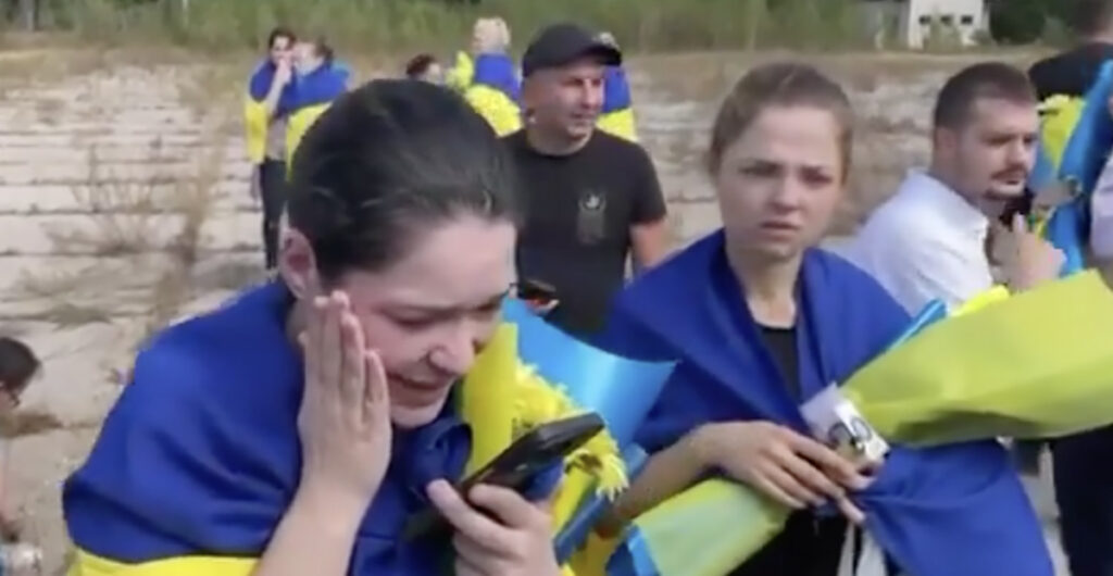 VIDEO: Ukraina naissõjavangid valavad pisaraid pärast vabanemist