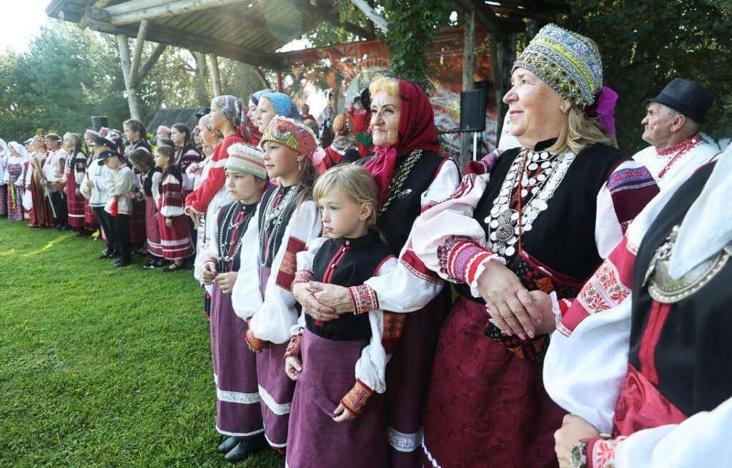 Vene kohalik juht kiitis setosid, kes osalevad Ukraina sõjas Vene poolel