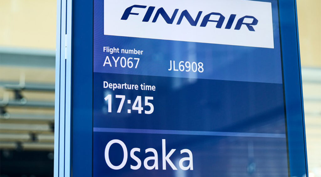 Finnair suurendab 2025. aasta suveks Jaapani lendude arvu ja tähistab sakura hooaega Marimekko yukata’dega