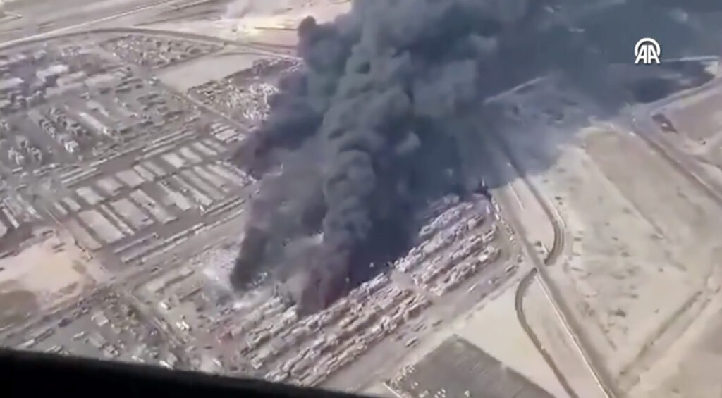 VIDEO: Iraani sadamalinnas kärgatas võimas plahvatus