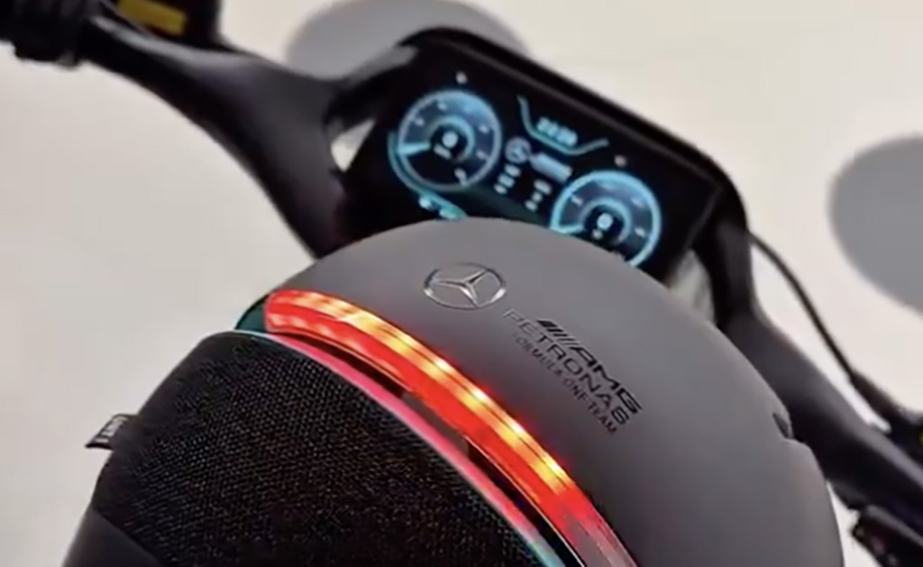 VIDEO: Mercedes tõi turule elektriratta