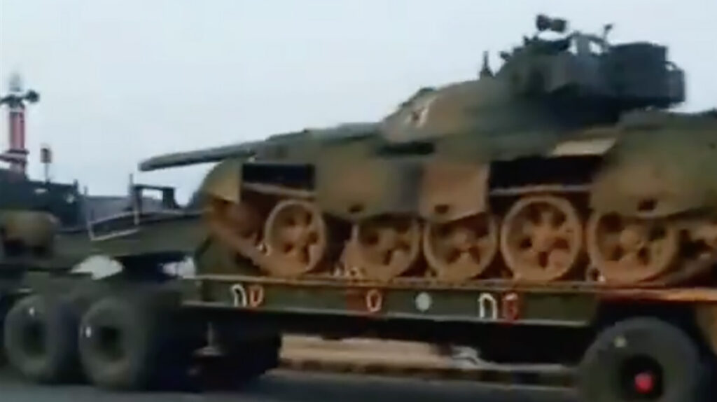 VIDEO: Pakistan paiskab vägesid piirile Indiaga