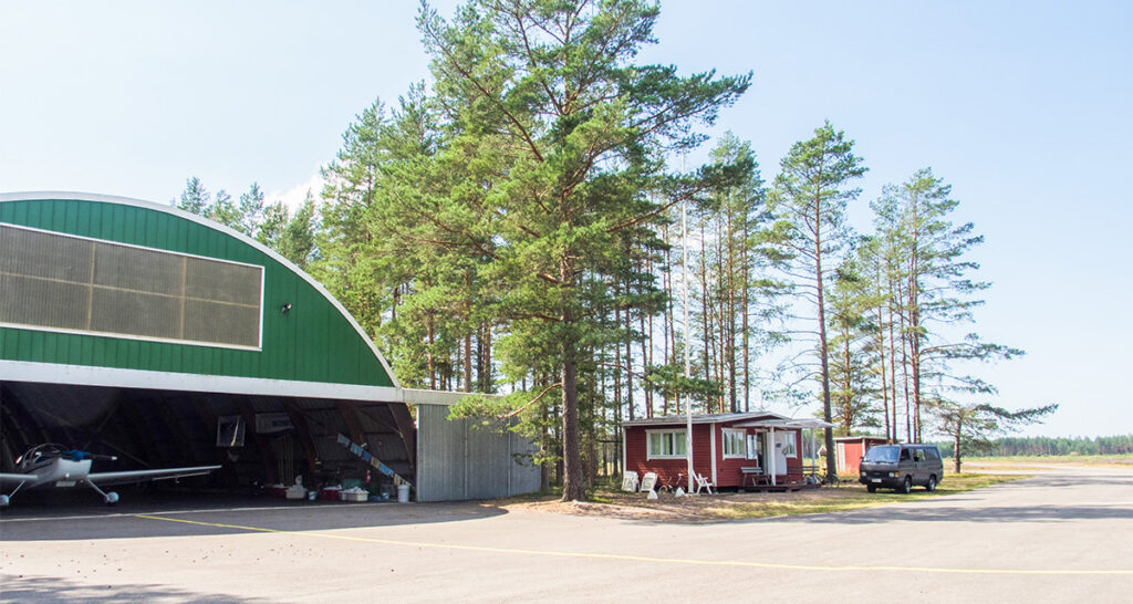 Soome info: lennuväli, kuhu Eesti kopterid suundusid, on venelaste omanduses