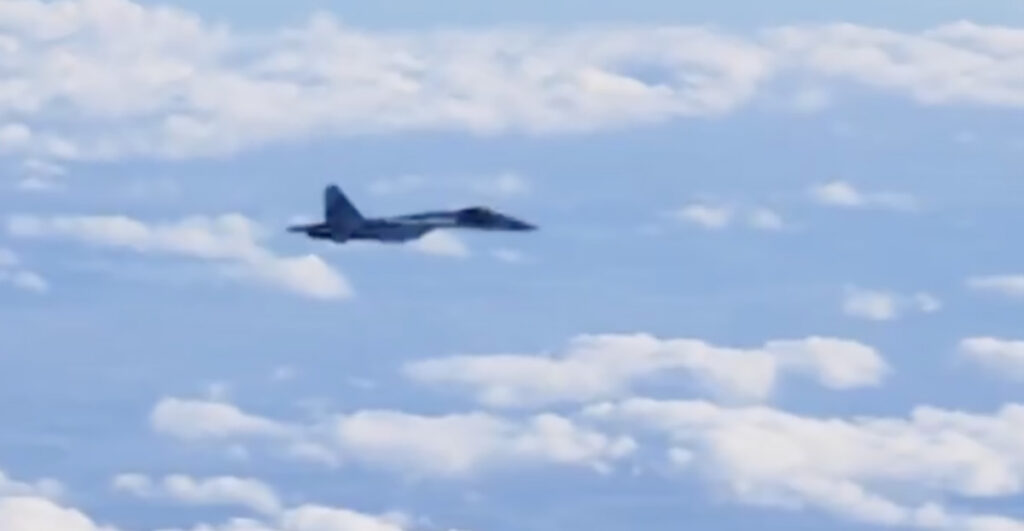 VIDEO: Hiina liider jõudis lennukiga Moskvasse, teda saatis Vene hävitaja