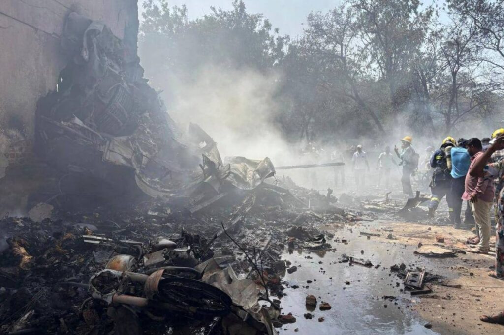 India lennuõnnetuses hukkus vähemalt 110 inimest