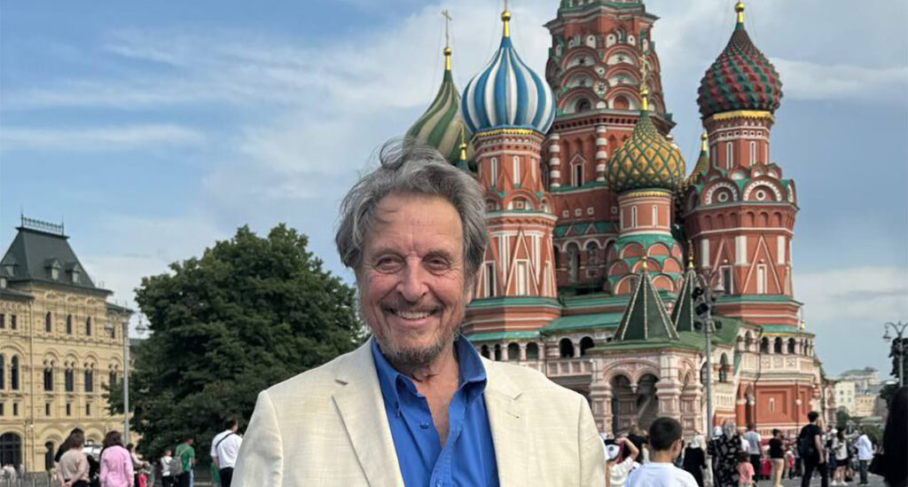 VIDEO: Elon Muski isa saabus Moskvasse, kaitseb oma poega