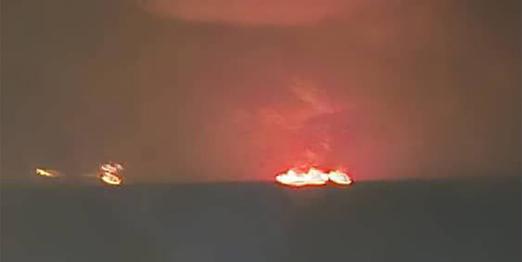 PILTUUDIS: Omaani lahes on tules naftatankerid