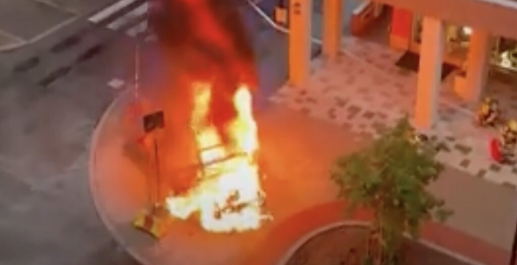 Helsingis käis vali pauk ja puhkes tulekahju