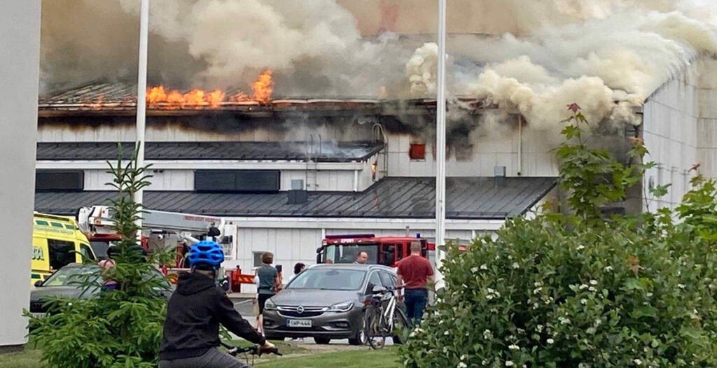Soome suure spordihalli pani põlema laps