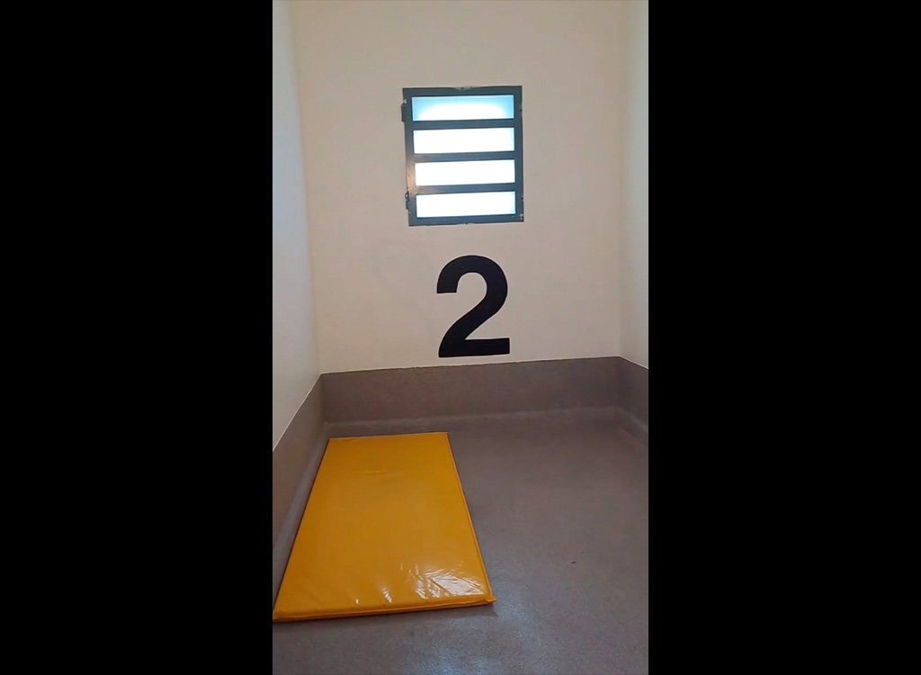 Mees suri Soomes arestimajas