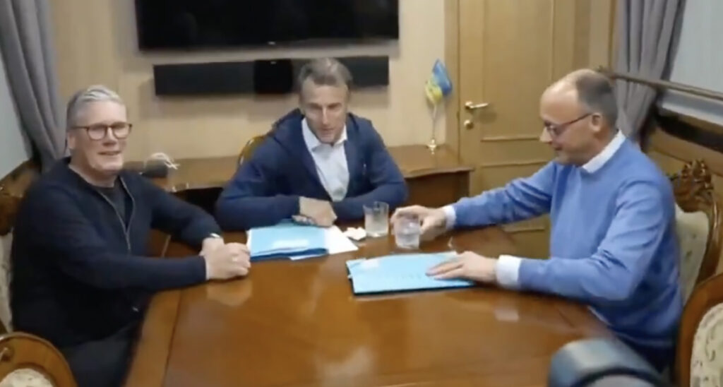 Euroopa riigid loovad kiirkorras uusi liitusid, et kaitsta end Venemaa vastu, kui USA toetust enam pole