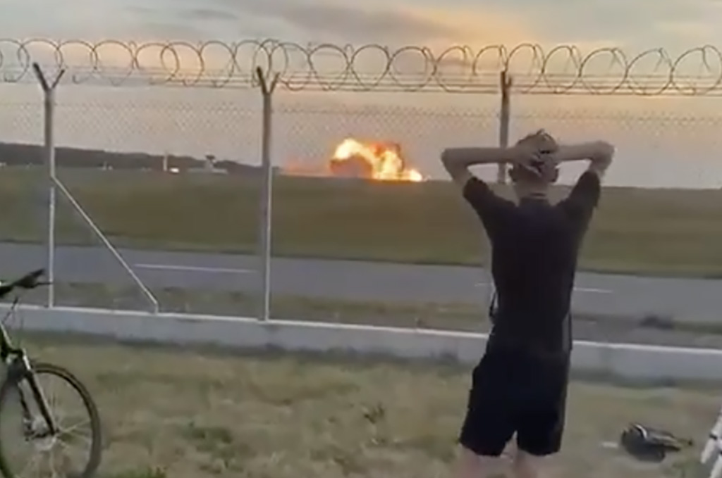 VIDEO: Poolas kukkus alla sõjalennuk F-16, piloot hukkus