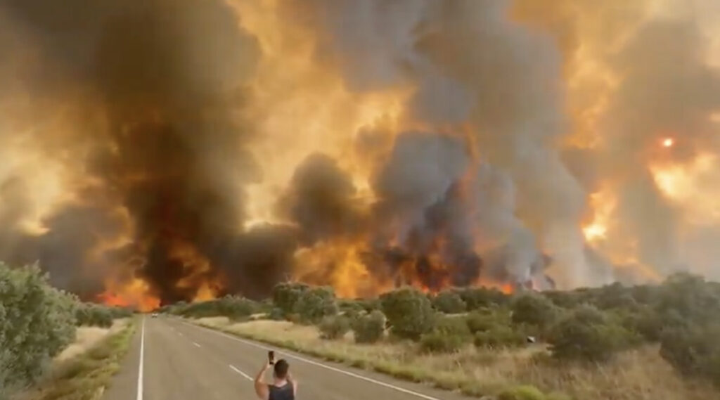 VIDEO: nagu maailma lõpp – Hispaanias möllavad maastikupõlengud
