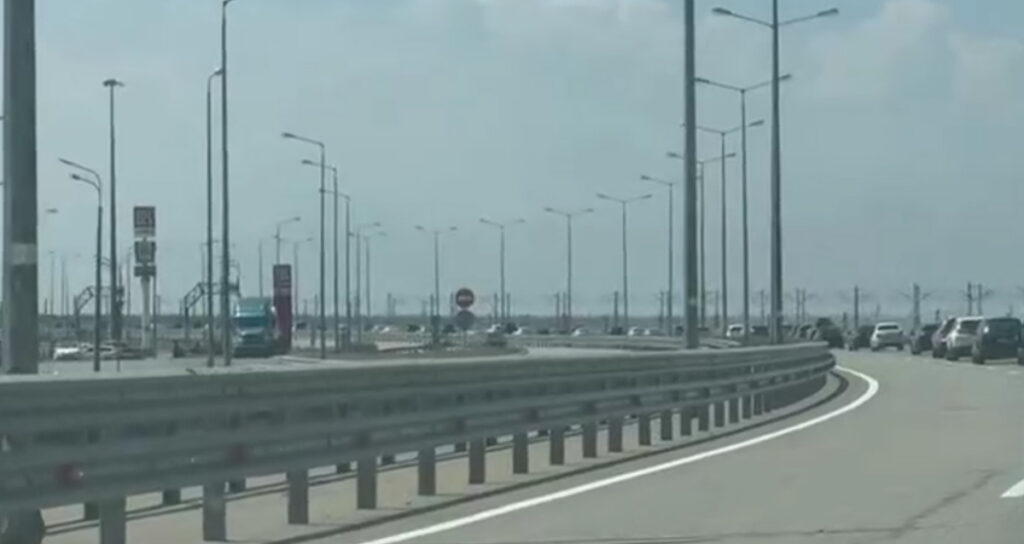 VIDEO: Krimmi sillal on rekordiline järjekord