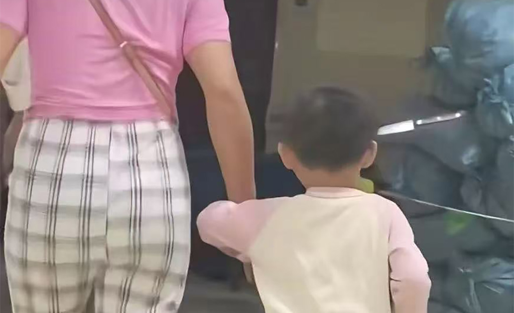 VIDEO: lapsel oli 15-sentimeetrine nuga peas kinni NB! Nõrganärvilistele mittesoovitav