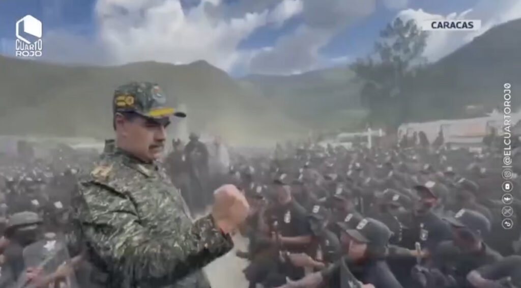 VIDEO: Venetsueela valmistub sõjaks USA-ga