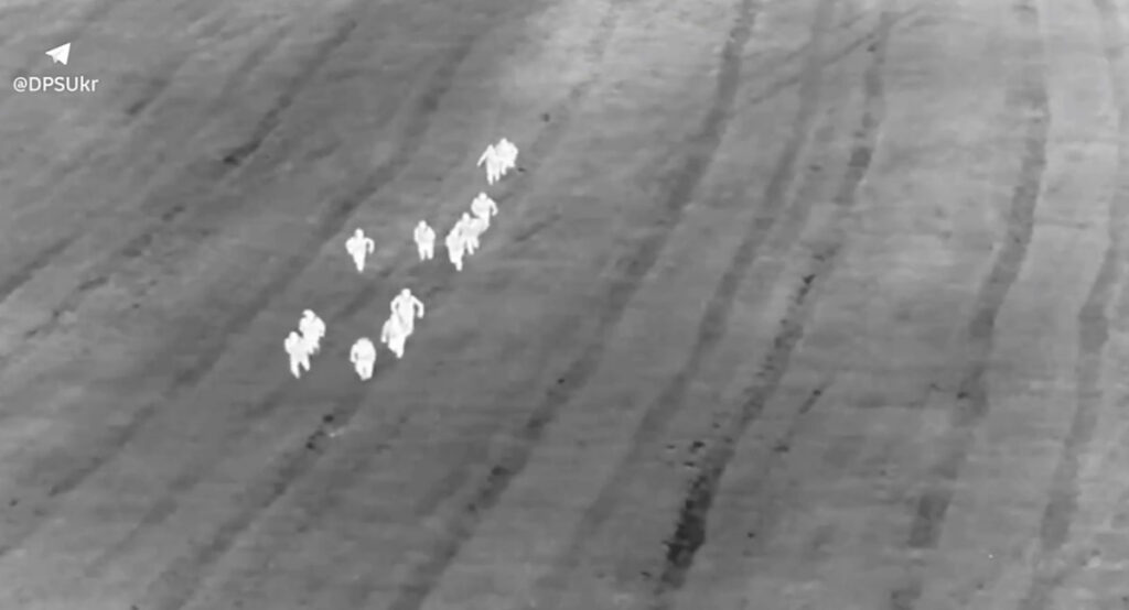 VIDEO: 19 meest tahtsid Ukrainast jalga lasta, nabiti kinni