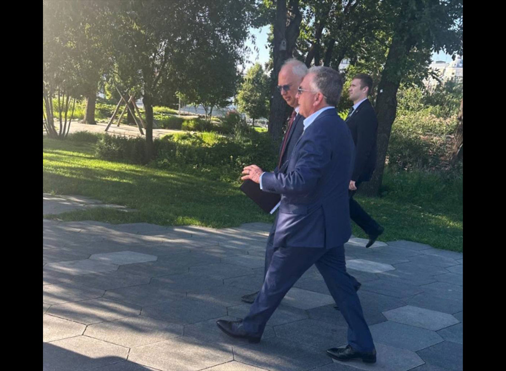 VIDEO: USA presidendi eriesindaja sõitis Moskvasse