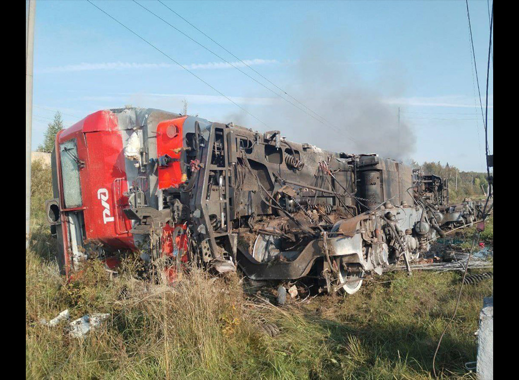 PILDID: Ukraina korraldas kaks edukat sabotaažakti Vene raudteel, üks oli Peterburi lähedal