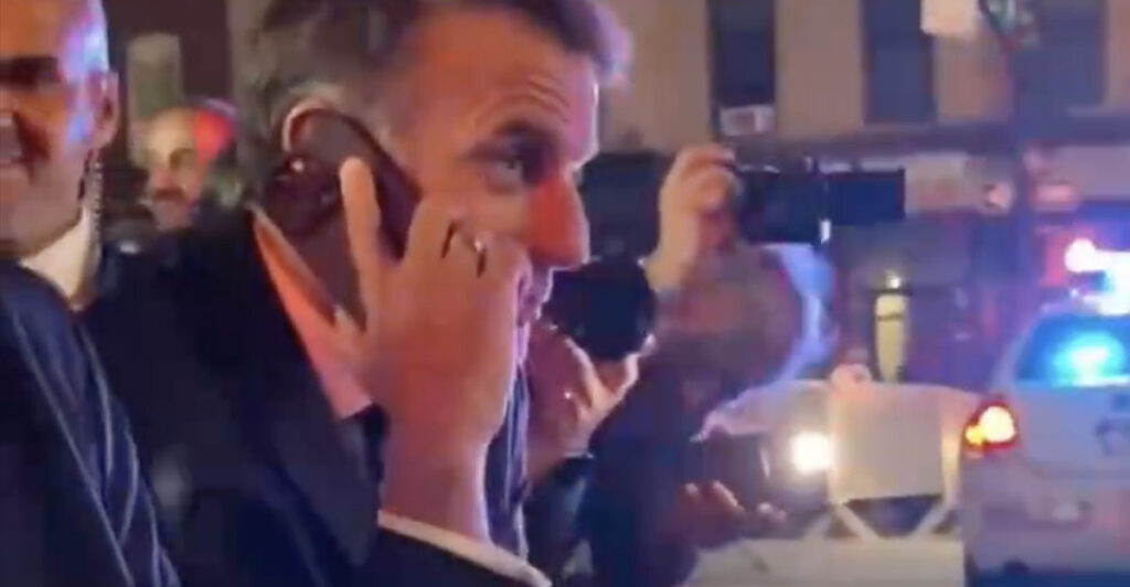 VIDEO: Prantsuse president peeti New Yorgis kinni