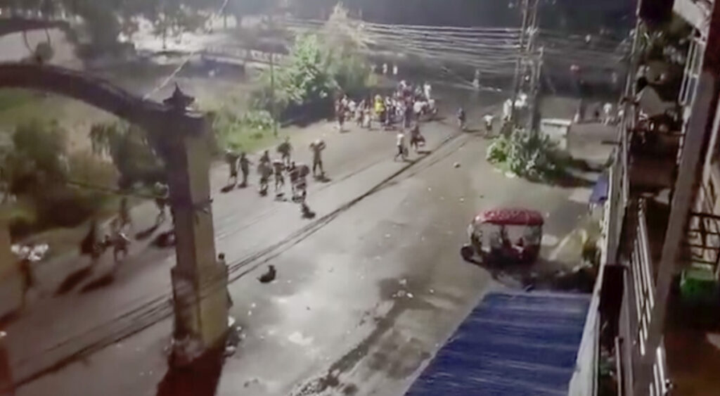 VIDEO: Nepalis lasid vangid jalga