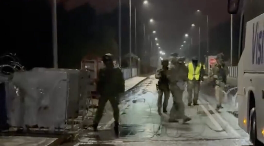 VIDEO: Poola sulges täielikult piiri Valgevenega