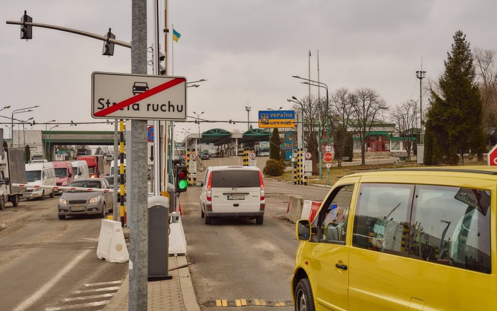 Meedia: Ukraina noored põgenevad massiliselt Poolasse