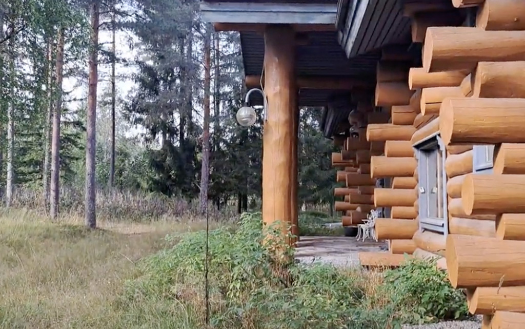 Soomes äratavad imestust venelaste omanduses olevad hooned kaitseväe objektide lähedal