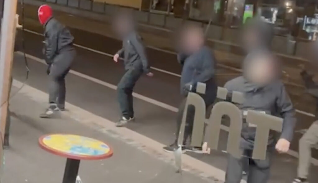 Helsingis oli grupikaklus, osalejad võetakse vahi alla